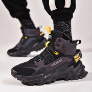 Thick-soled height-enhanced basketball sneakers in black and yellow, youth trend style, wear-resistant, plush interior, mid heel.