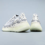 Mesh and linen running sneakers with MD sole, side and back view.