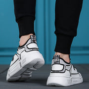 Men's wild white breathable mesh sneakers, casual style.
