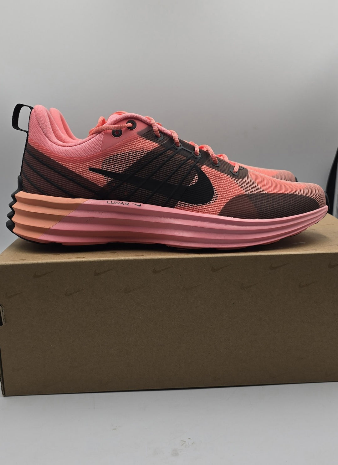 Nike Lunar Roam Premium Mens 12 Pink Gaze Black Crimson Bliss HF4314 699