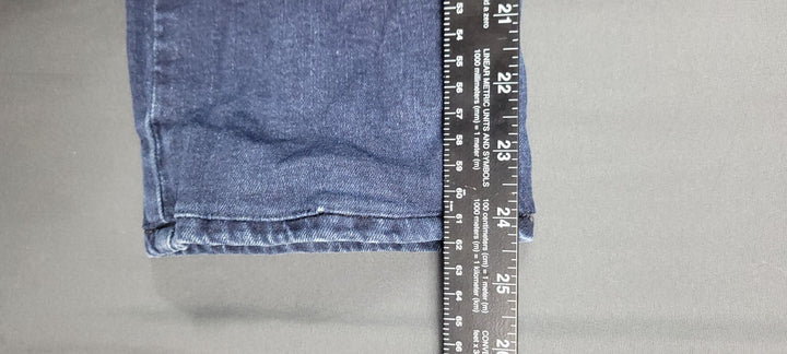 Signature by Levi Strauss &amp; Co. Jeans Mens 30x30 Dark Blue Denim Tapered Leg