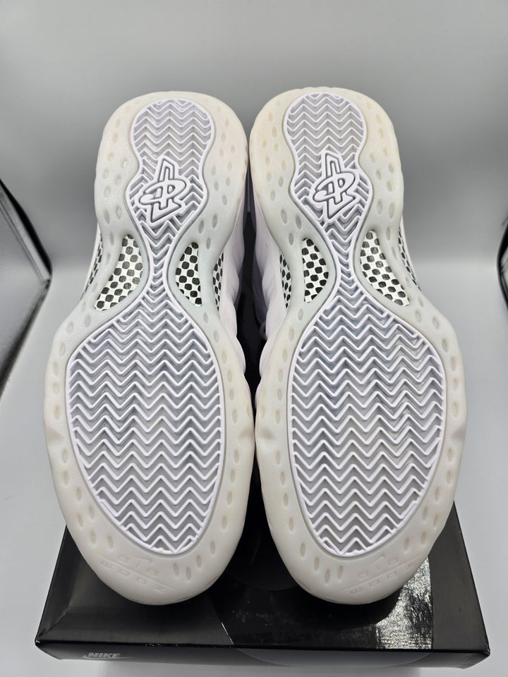 Nike Air Foamposite One Triple White Mens Size 12 HJ5195-100 Basketball Sneaker