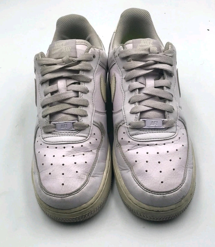 Nike Air Force 1 &