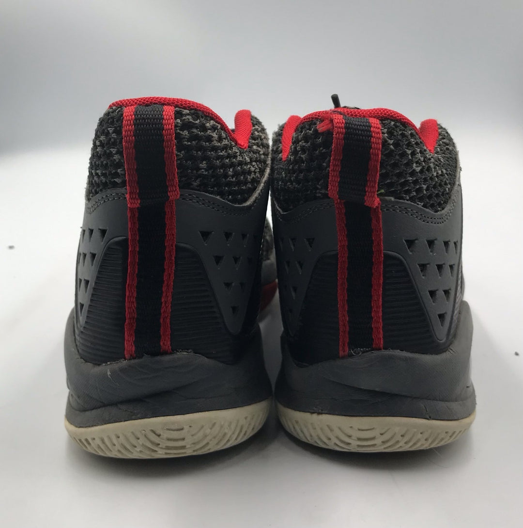 AND1 Takeoff 3.0 GS AD90104BBVR Boy 5 Basketball Shoes Black Castle Rock Sneaker