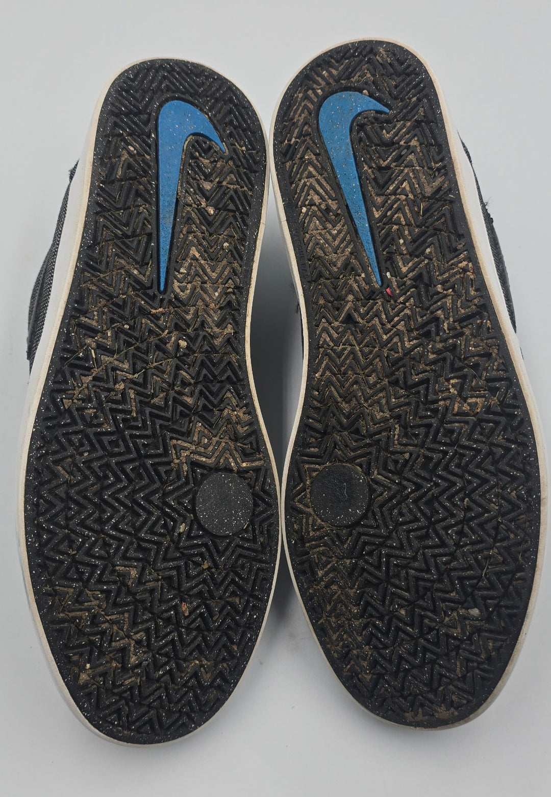 Nike Check Canvas SB 905373-008 Youth 7 Shoes Black Swoosh Lace Up Sneakers