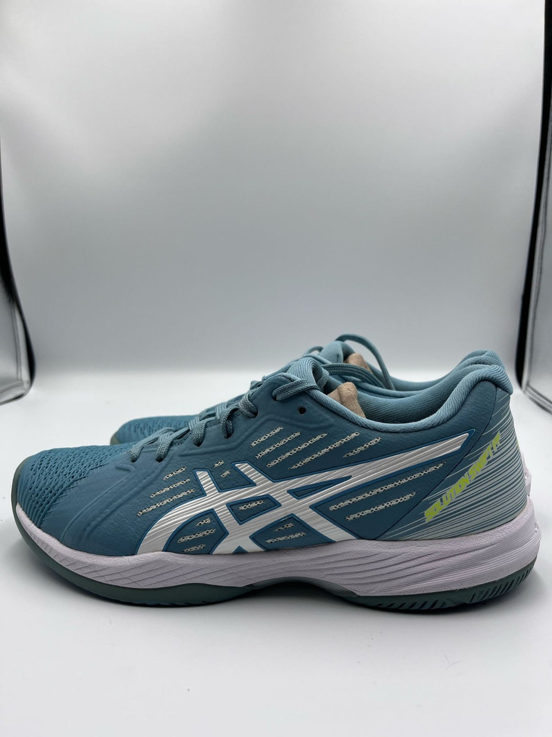 ASICS Solution Swift FF Tennis Shoes Women&