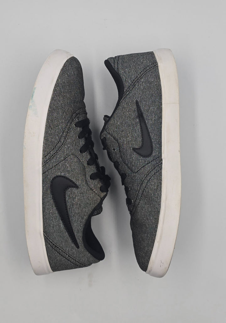 Nike Check Canvas SB 905373-008 Youth 7 Shoes Black Swoosh Lace Up Sneakers