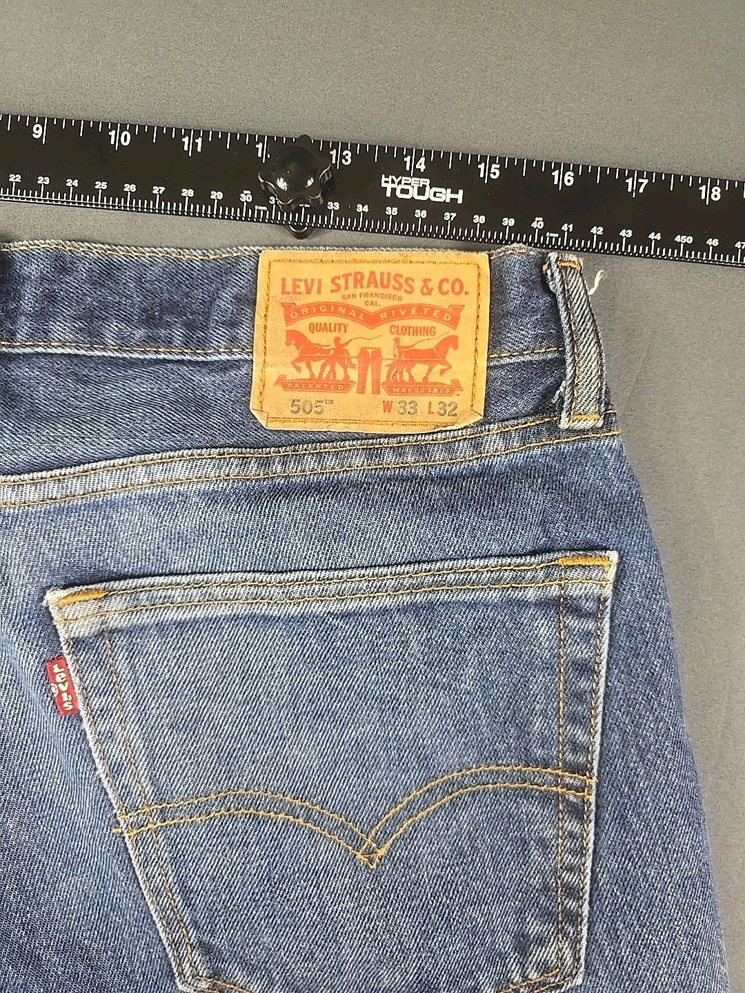 Levi 505 Jeans Mens 33x32 Blue Dark Wash Regular Fit Straight Leg Workwear