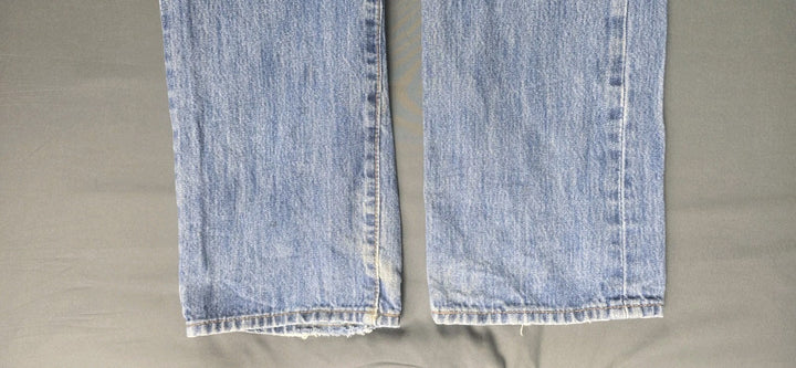 Levis 501 Jeans Mens 36X29 Blue Medium Wash Straight Leg Fit Button Fly Modern