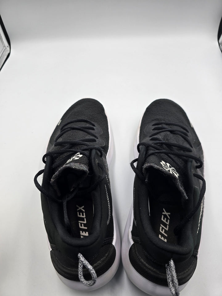 Nike Flex Run 2021 CW3408-002 Mens 11 Workout Running Shoes Black White Sneakers