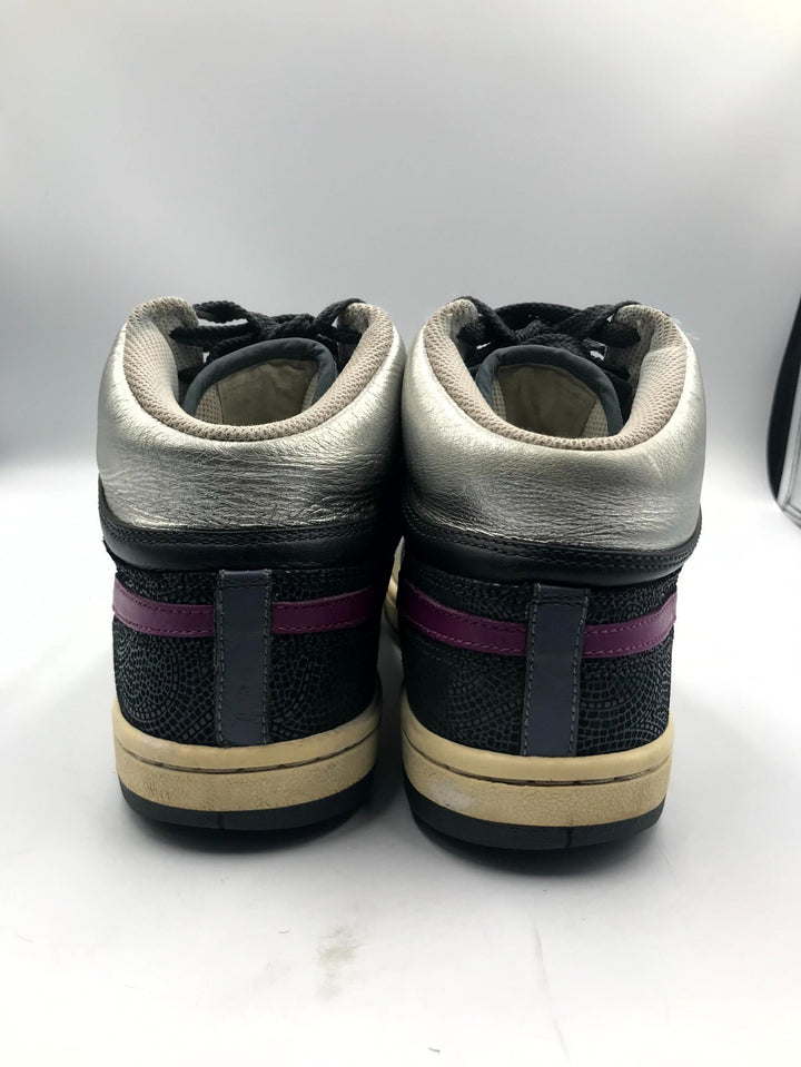 Vintage Nike W&