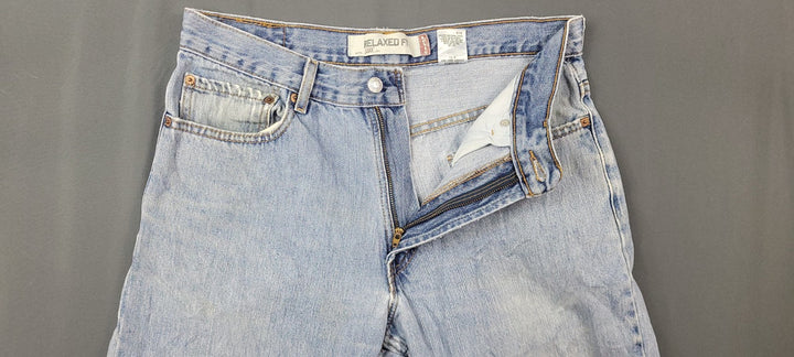 VTG Levis 550 Jeans Mens 33x34 Blue Light Washed Relaxed Fit Straight Leg USA...
