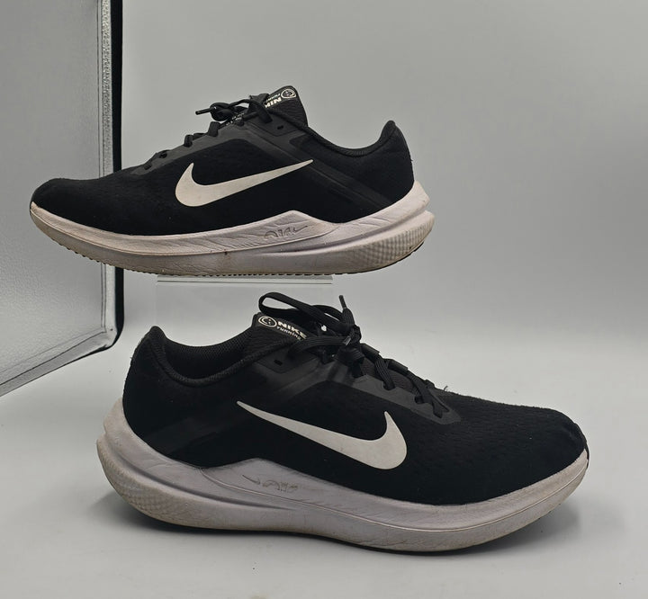 Nike Winflo 10 Extra Wide FN7992-003 Mens 9 Running Shoes Black White Sneaker