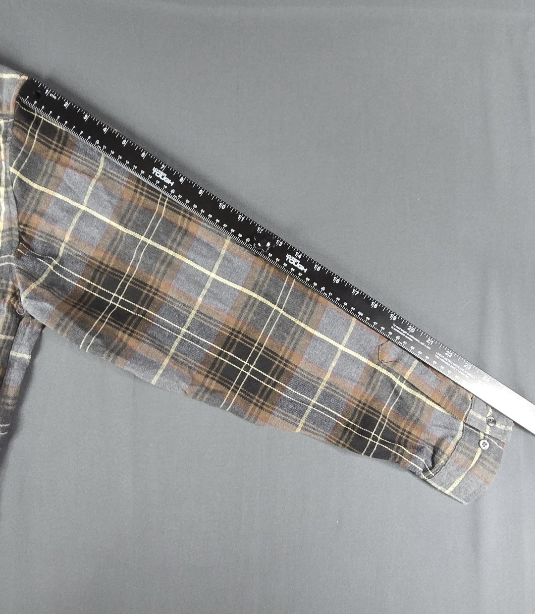 Molokai Surf Co. Flannel Shirt Mens 2XL Brown Gray Plaid Button Down Long Sleeve