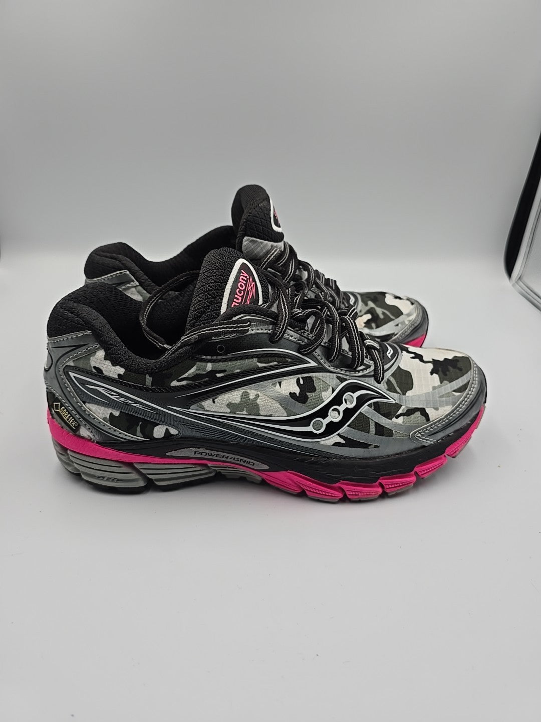 Saucony Ride 8 GTX Gore-Tex Running Shoes Women&