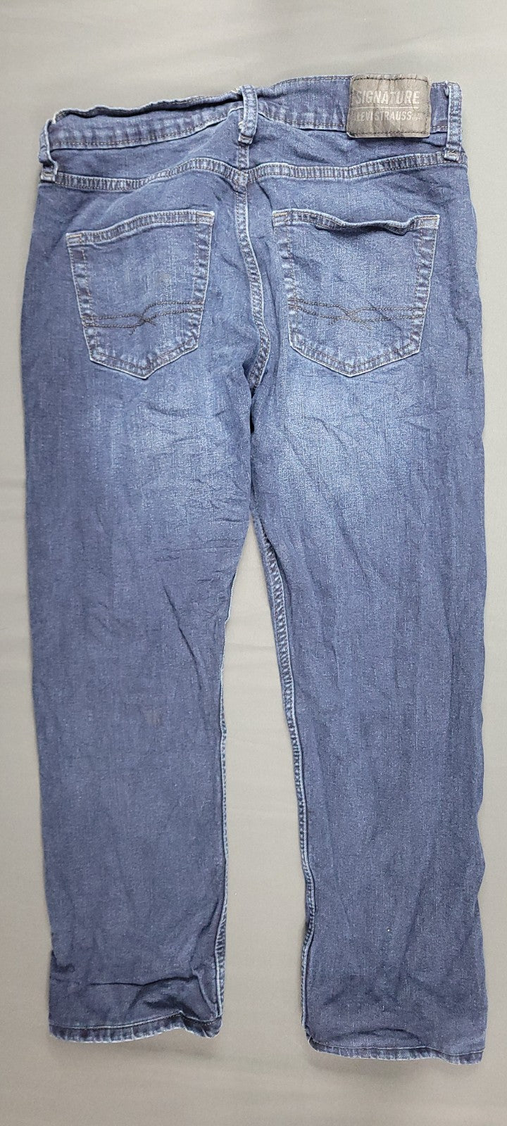 Signature by Levi Strauss &amp; Co. Jeans Mens 30x30 Dark Blue Denim Tapered Leg