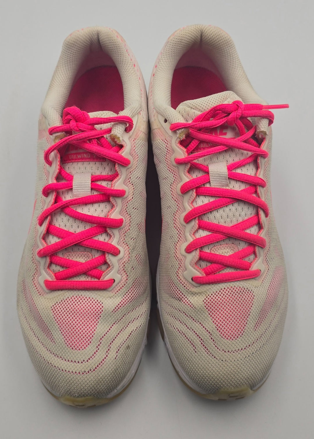 Nike Air Max Tailwind 7 683635-116 Women 9 Running Shoe White Hyper Pink Sneaker