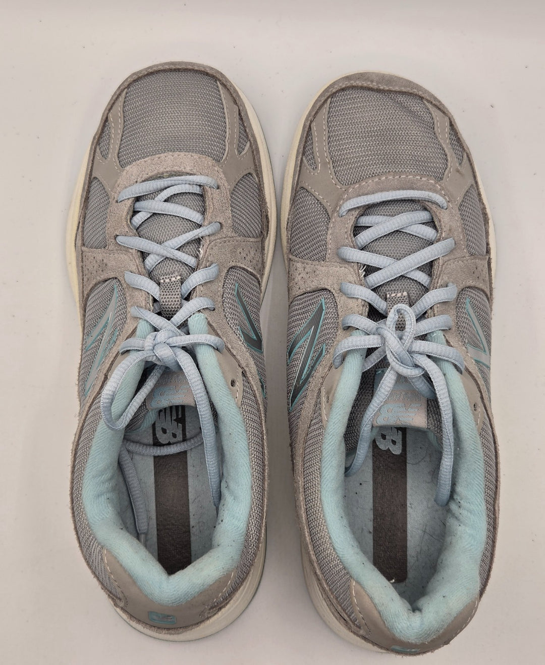 New Balance 877v1 WW877SB Womens 9 B Walking Shoes Silver Athletic Sneakers