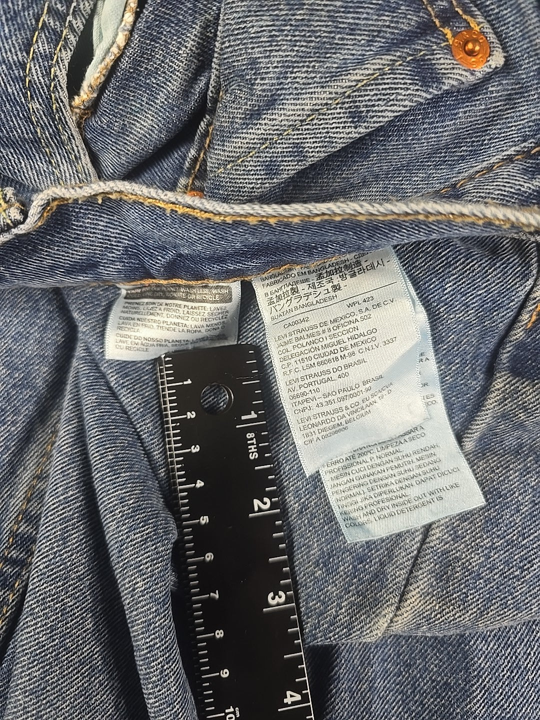Levis 550 Jeans Mens 34x36 Blue Medium Wash Relaxed Fit Straight Leg Modern