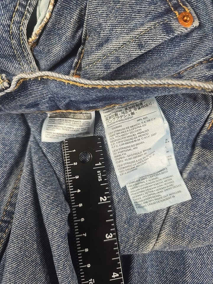 Levis 550 Jeans Mens 34x36 Blue Medium Wash Relaxed Fit Straight Leg Modern