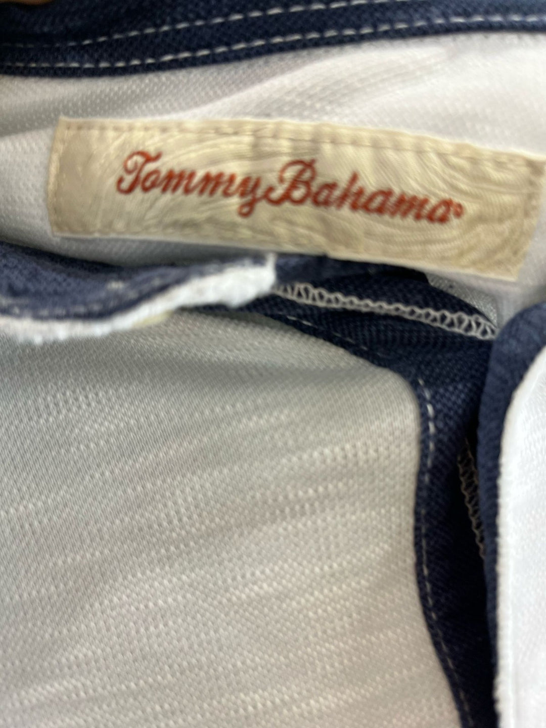 Tommy Bahama Polo Shirt Mens Medium Light Blue Short Sleeve Pullover Performance