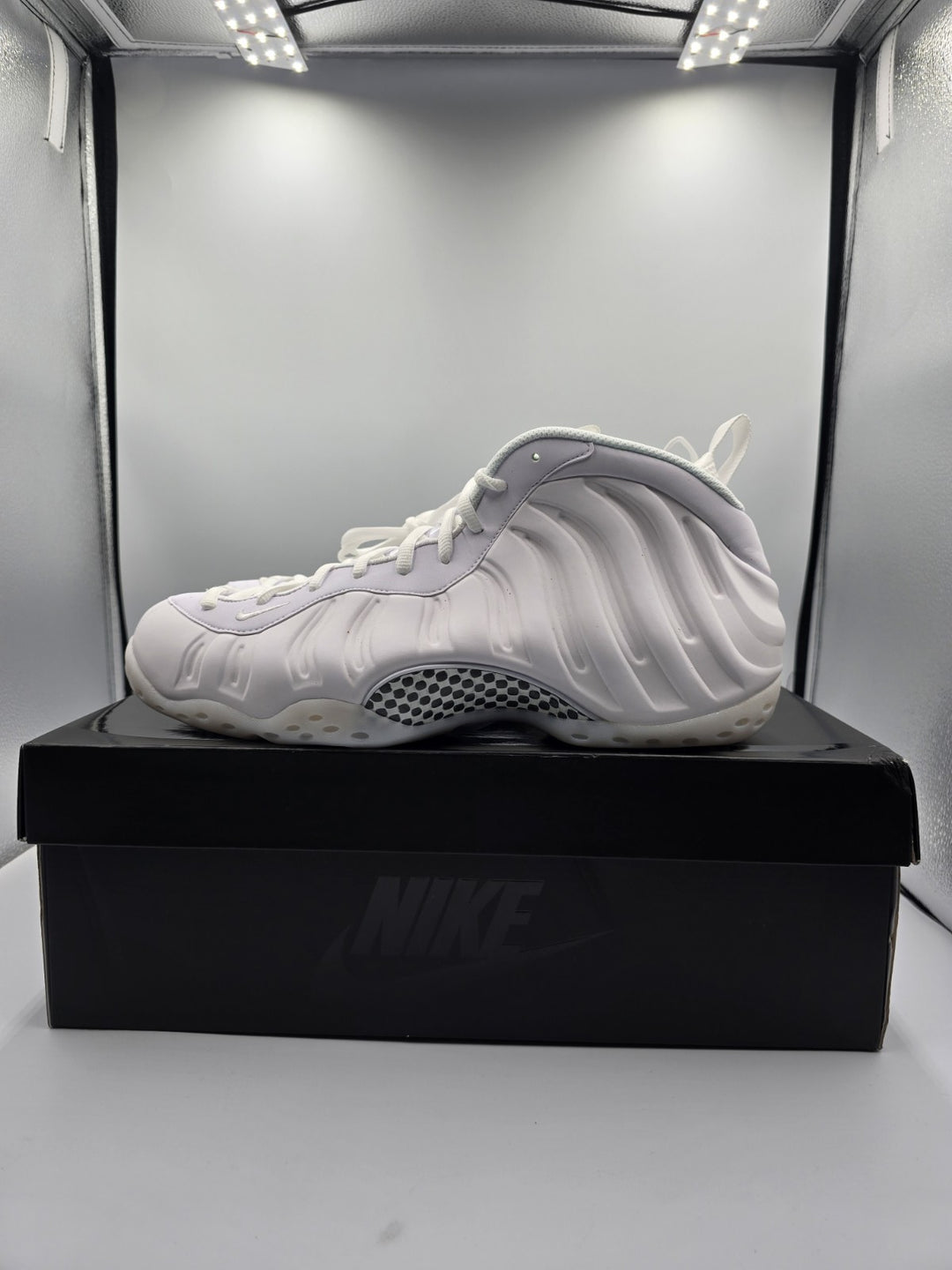 Nike Air Foamposite One Triple White Mens Size 12 HJ5195-100 Basketball Sneaker