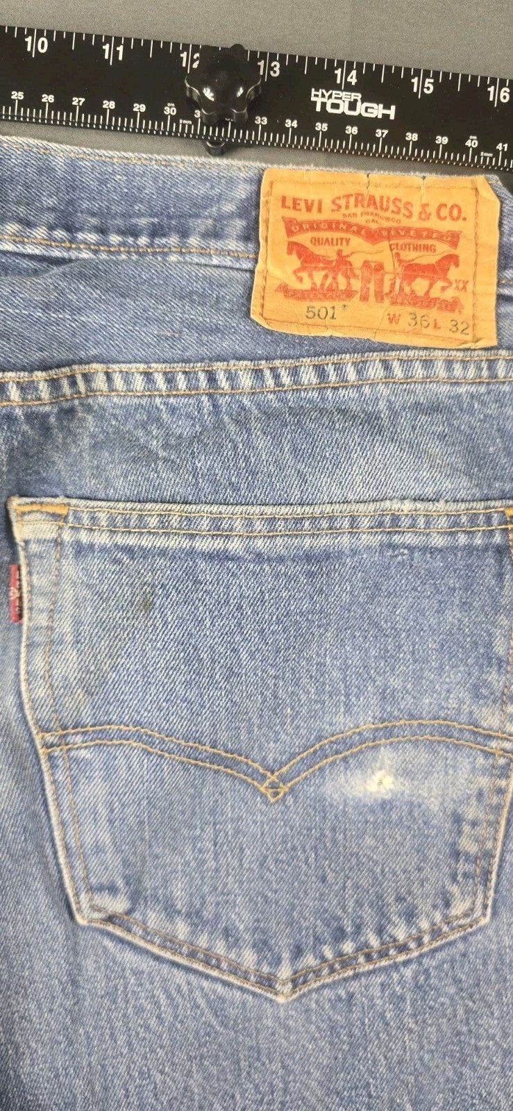 Levis 501 Jeans Mens 36X29 Blue Medium Wash Straight Leg Fit Button Fly Modern