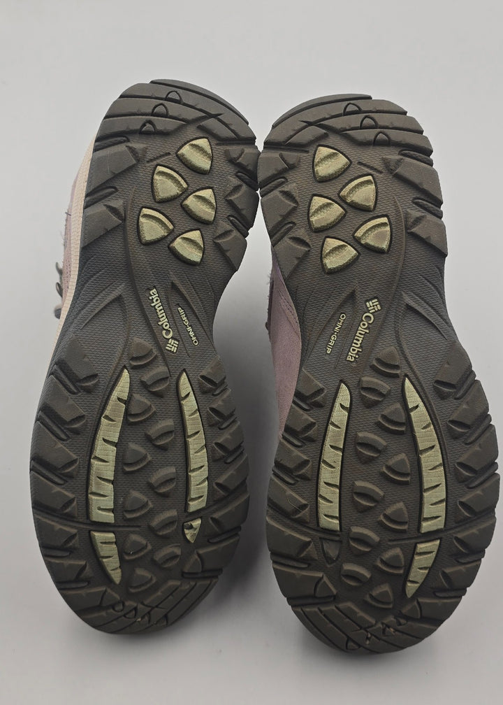 Columbia Newton Ridge Plus Womens 7.5 Hiking Boots Amped Suede Waterproof Ankle