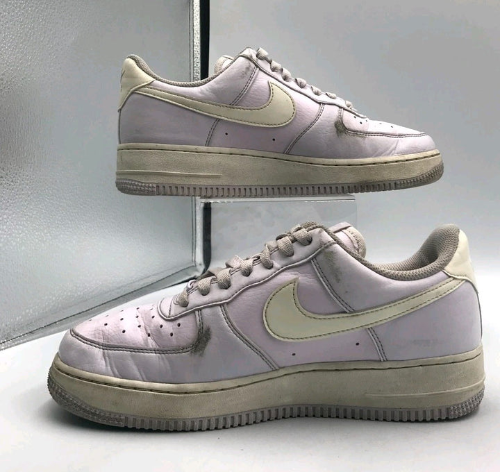 Nike Air Force 1 &
