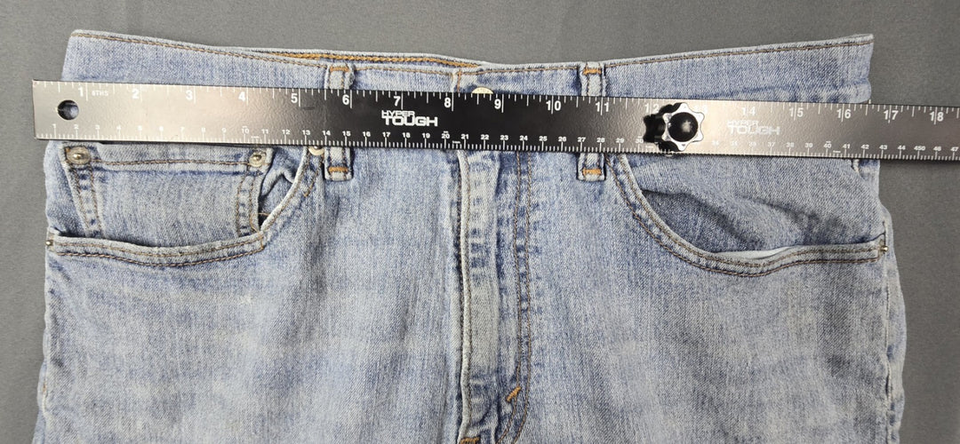 Levis 505 Jeans Mens 34x32 Blue Light Wash Regular Fit Straight Leg Modern