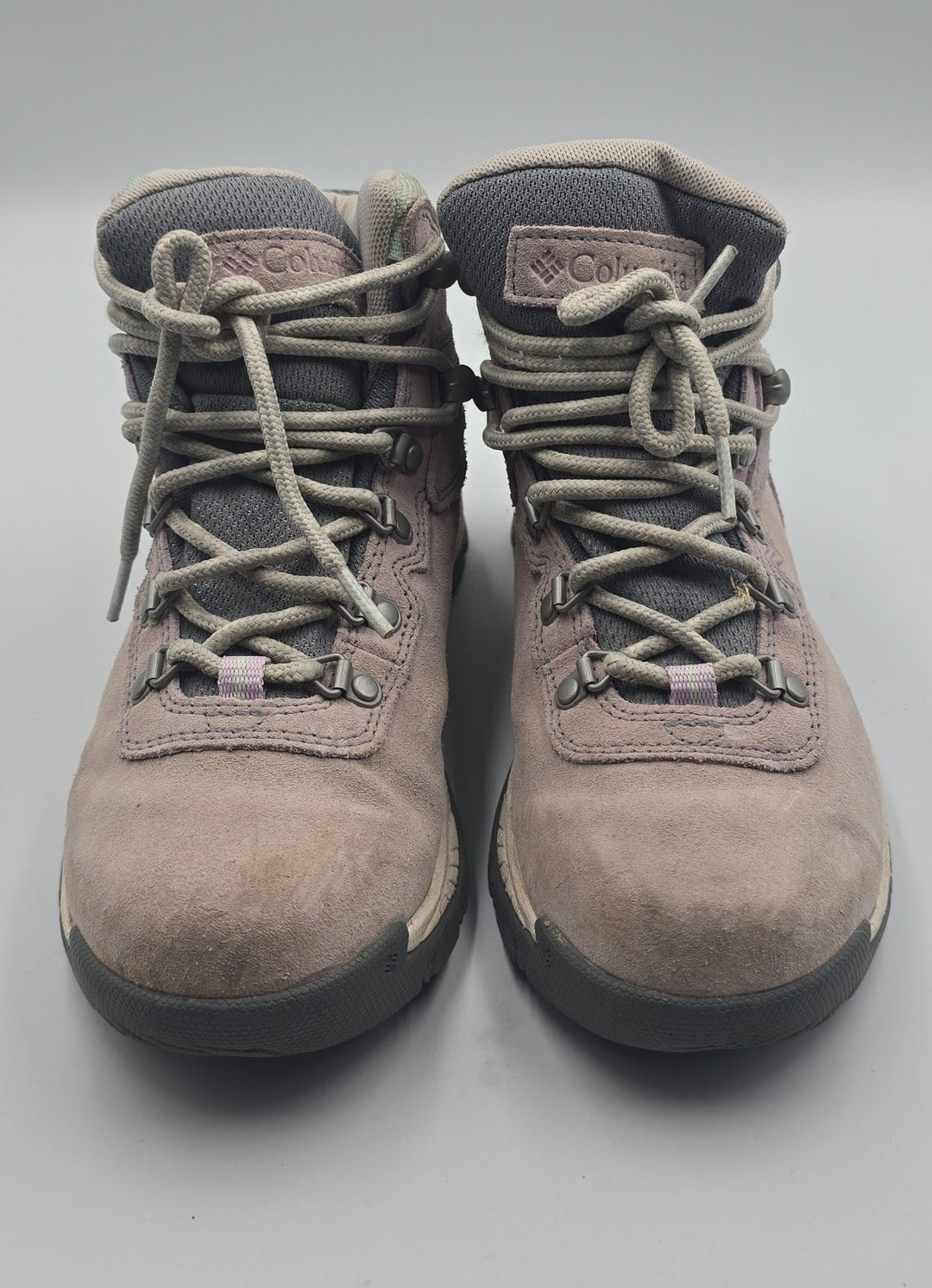 Columbia Newton Ridge Plus Womens 7.5 Hiking Boots Amped Suede Waterproof Ankle