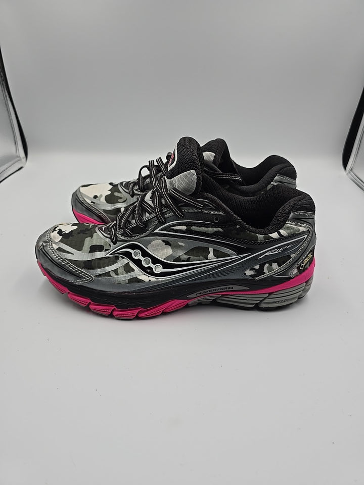 Saucony Ride 8 GTX Gore-Tex Running Shoes Women&