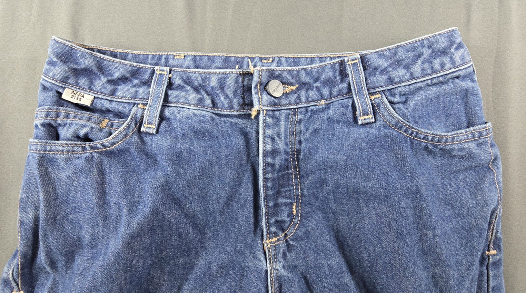 Carhartt FR Jeans Womens 2x32 Blue Medium Wash Regular Fit Straight Leg Workwear