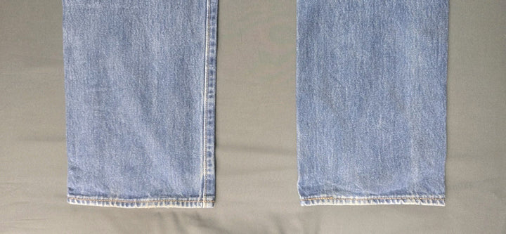 Levis 501 Jeans Mens 36X29 Blue Medium Wash Straight Leg Fit Button Fly Modern
