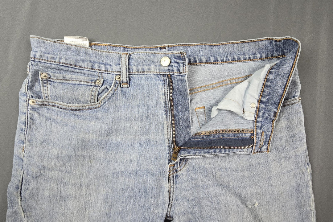 Levis 505 Jeans Mens 34x32 Blue Light Wash Regular Fit Straight Leg Modern