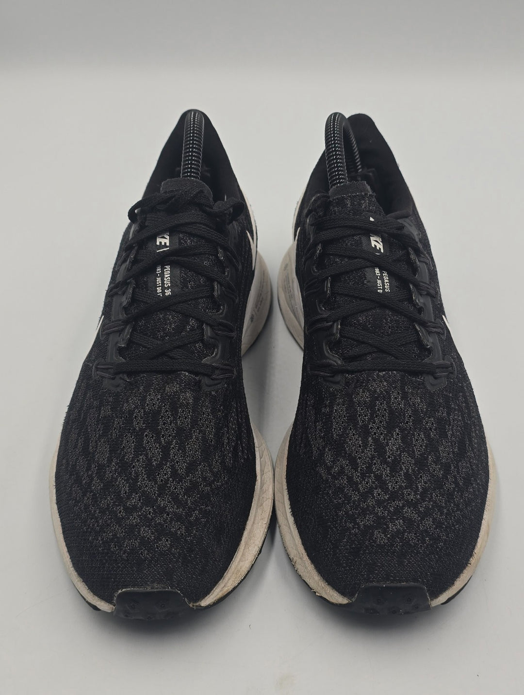 Nike Air Zoom Pegasus 36 AQ2210-004 Women 8 Athletic Running Shoes Black Sneaker