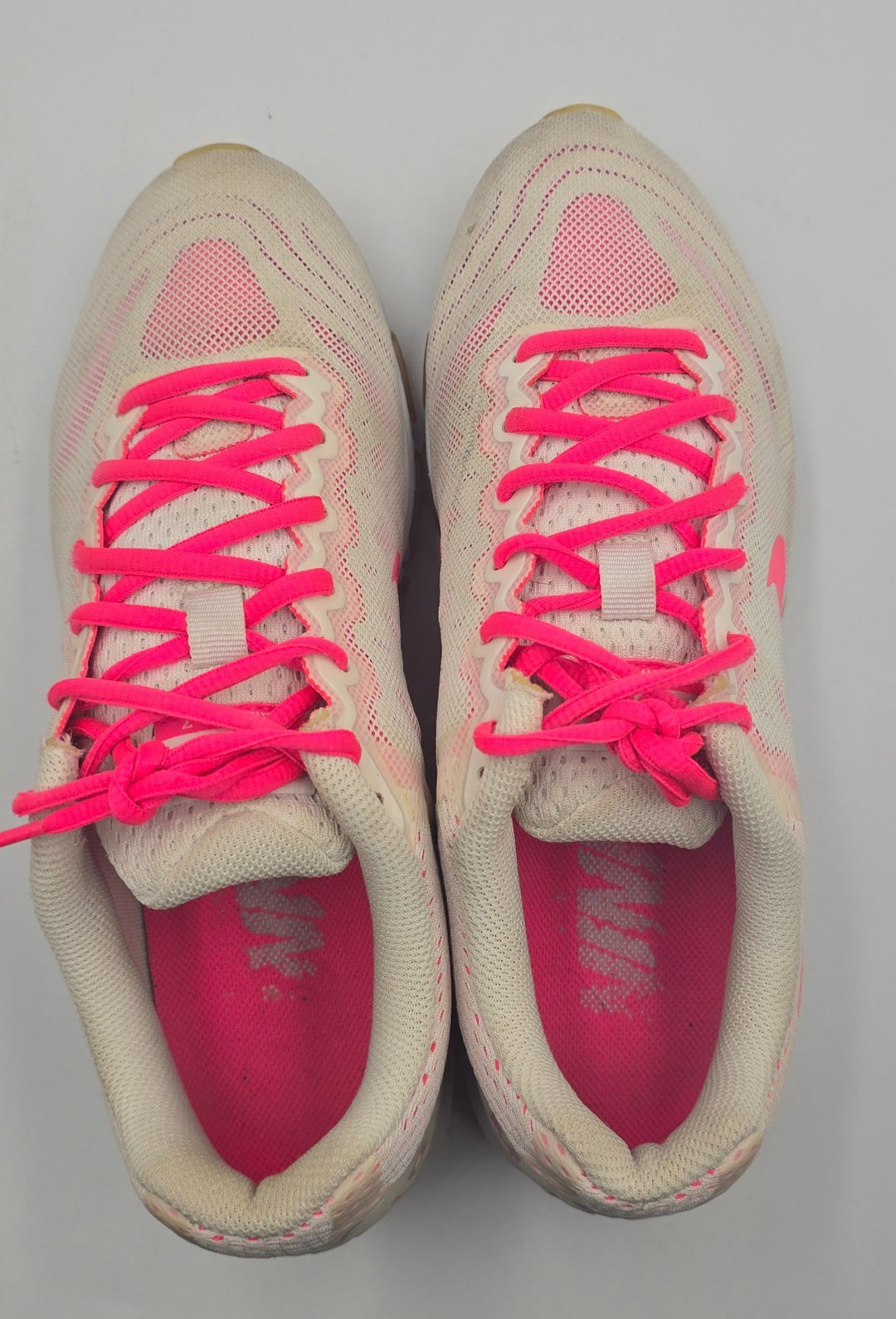 Nike Air Max Tailwind 7 683635-116 Women 9 Running Shoe White Hyper Pink Sneaker
