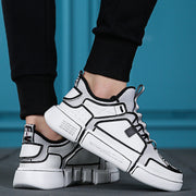 Wild white sneakers men's breathable mesh casual sneakers.