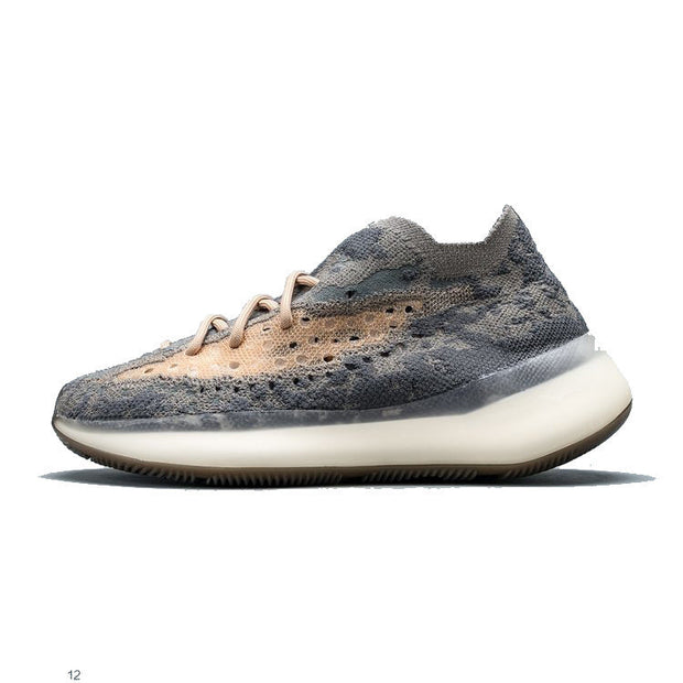 Running sneakers with linen upper, mesh inner, and MD sole.